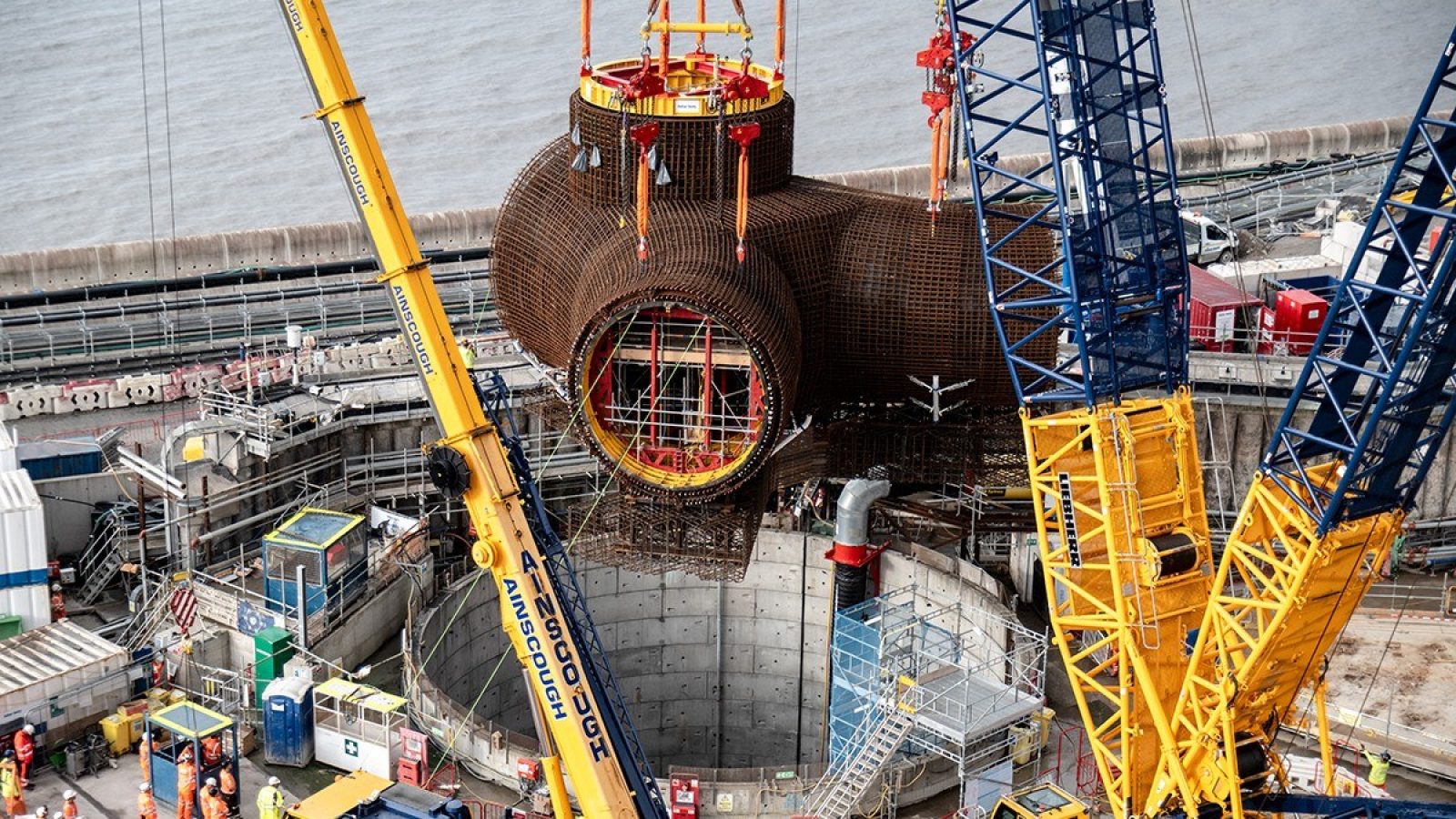 Red Rooster Lifting supports nuclear infrastructure at Hinkley Point C with specialist lifting solutions