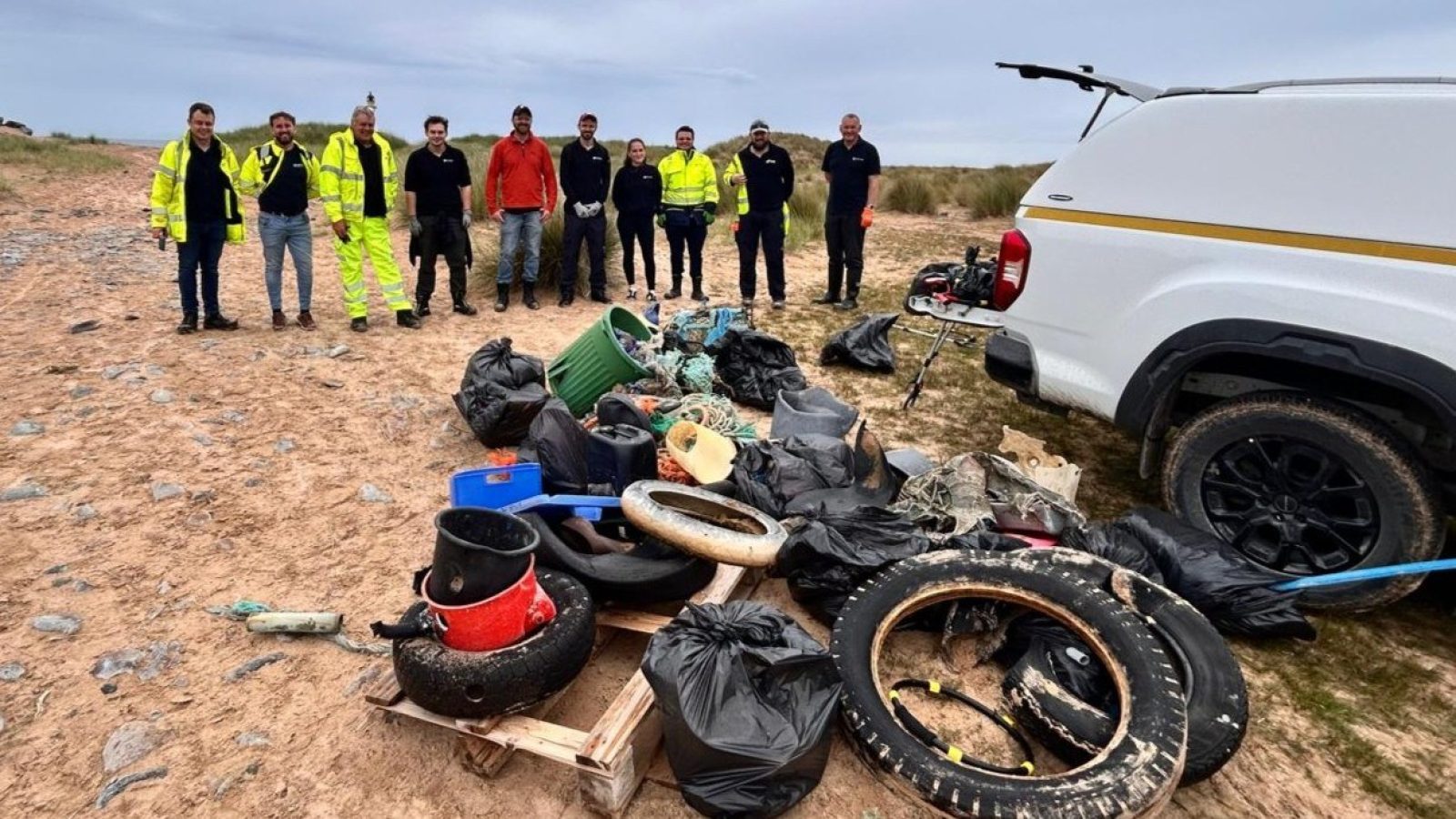 SSEN Transmission and project partners lead beach clean-up at Rattray Head beach