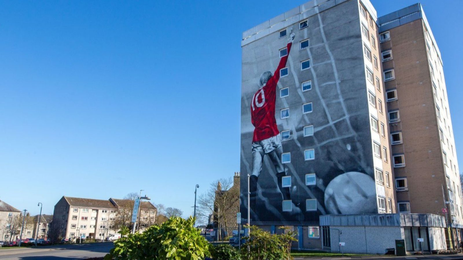 RGU plays vital role as Printfield 10 - Denis Law Legacy Trail officially open