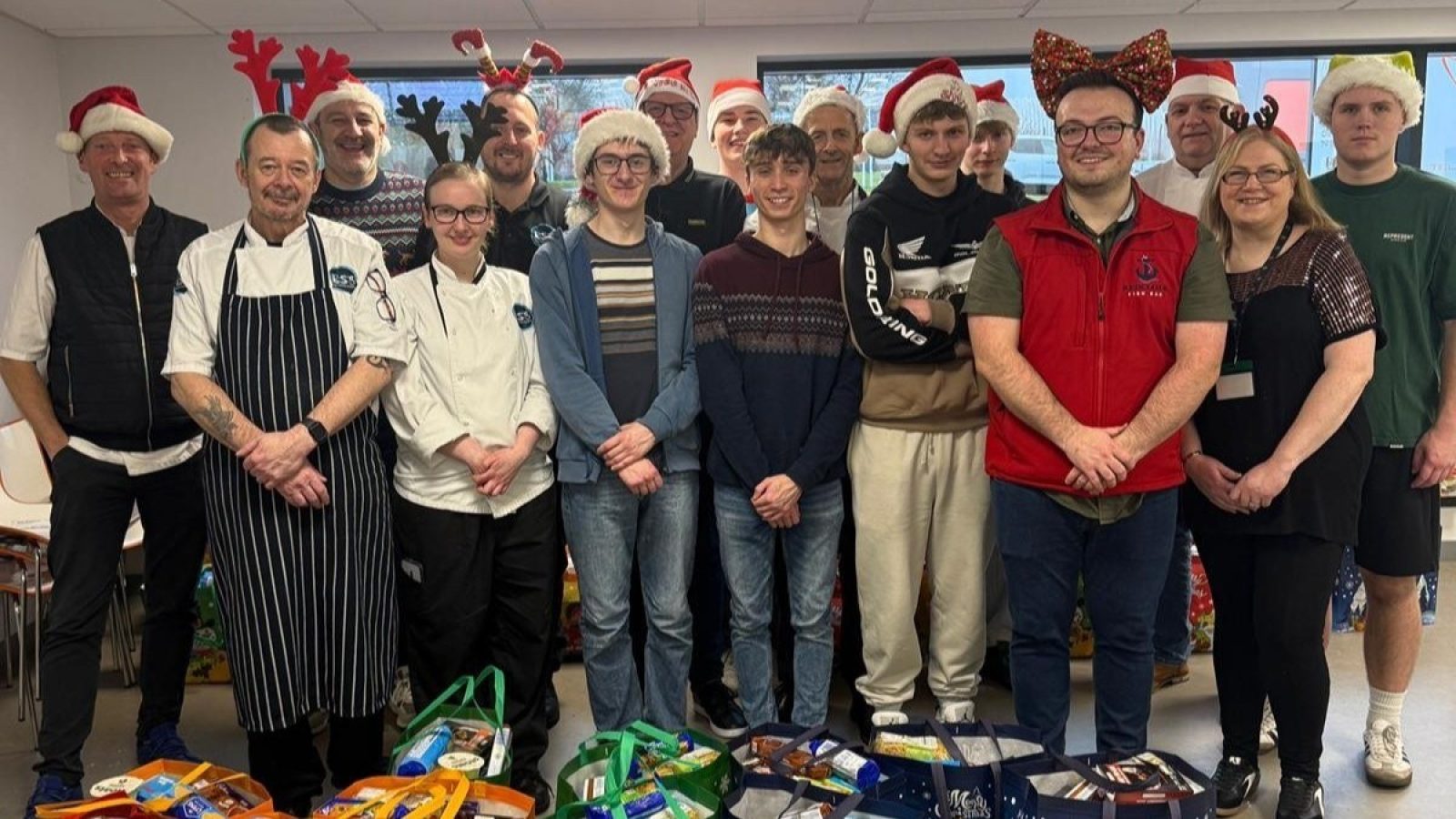 ESS collaborates with suppliers to donate over 10,000 charity meals this Christmas