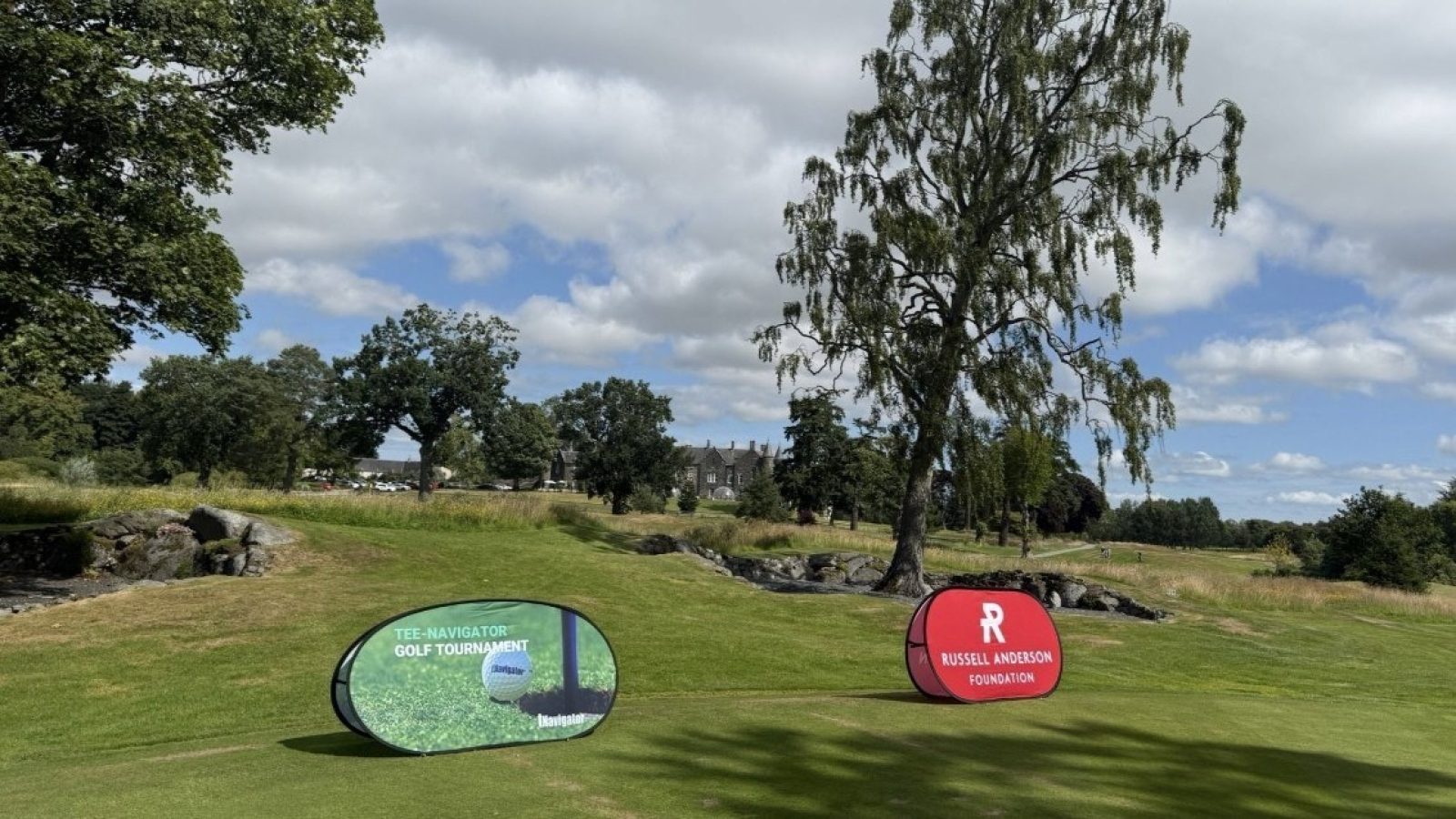 Rock Flow Dynamics tees off for a great cause at Meldrum House