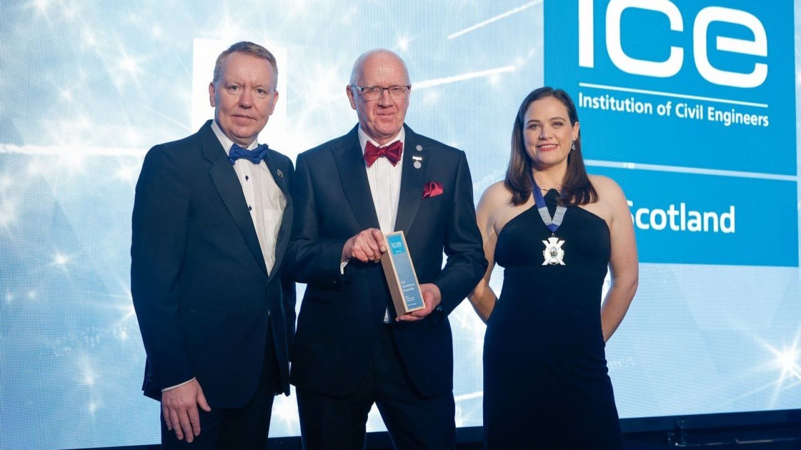 Jim Young honoured with outstanding contribution award at the Institution of Civil Engineers awards