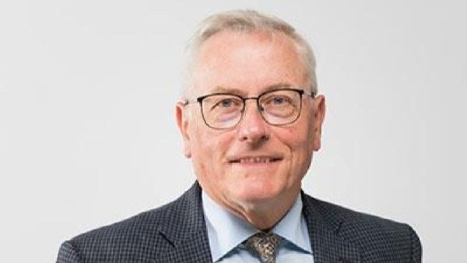 Interest rate cut now a near certainty in March as inflation falls while unemployment rises