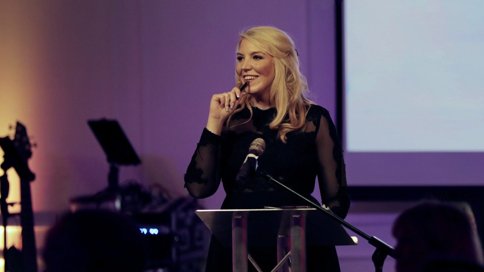 Lauren Mitchell confirmed to hose Charlie House's ball