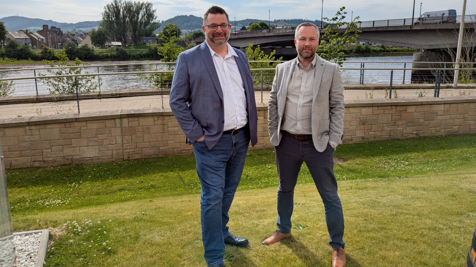 iO continues expansion through strategic partnership and share acquisition