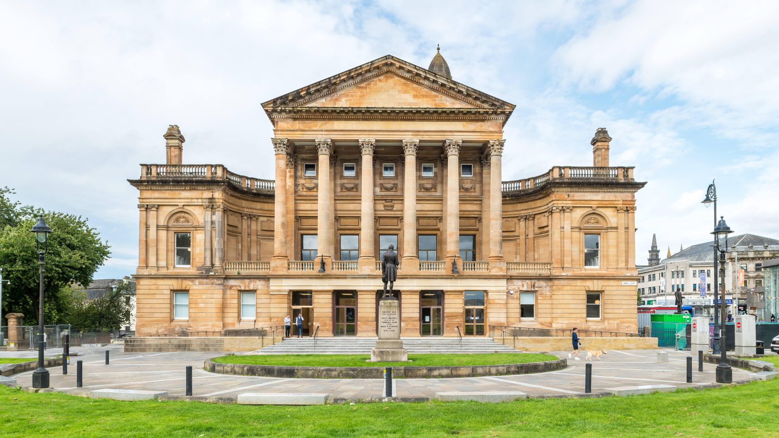 Elior at Work awarded five-year catering and hospitality contract at Paisley Town Hall