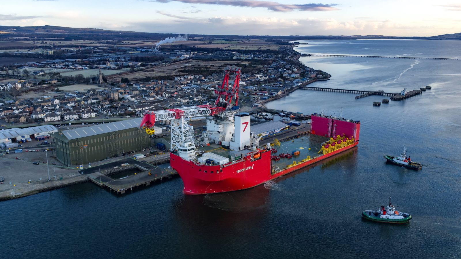 Global Port Services (Shipping) clinches major vessel support contract for Inch Cape Wind Farm