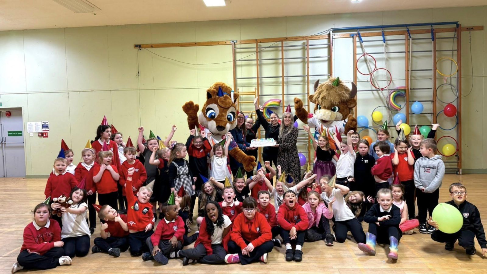 Sport Aberdeen mascots Dee and Don delight Aberdeen school children with special appearances