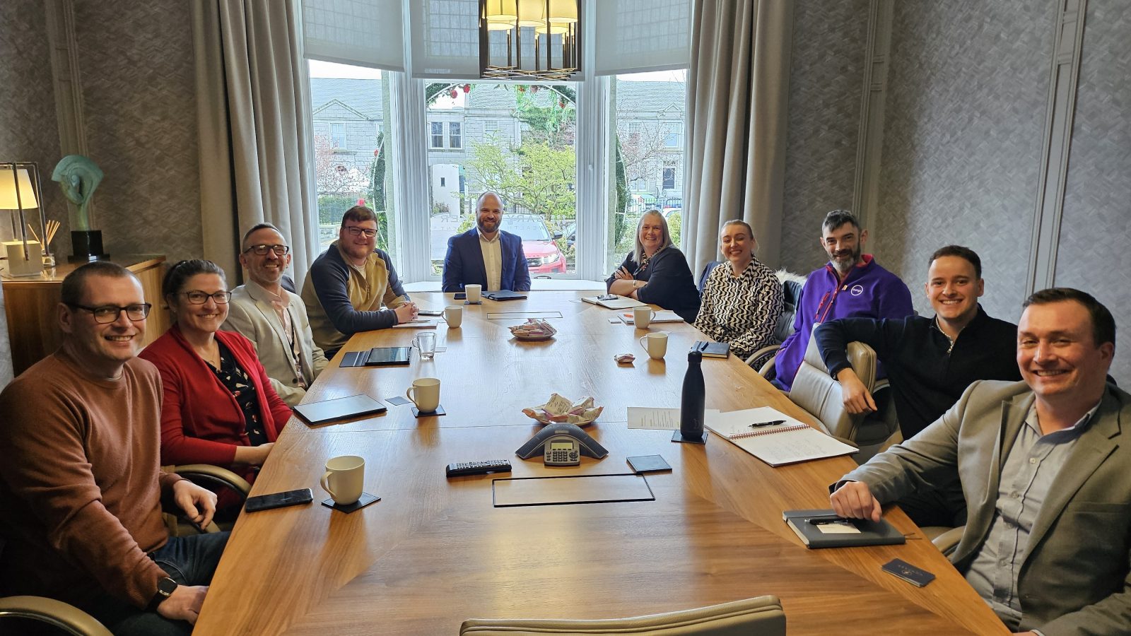 KLT opens oil and gas business group to new members