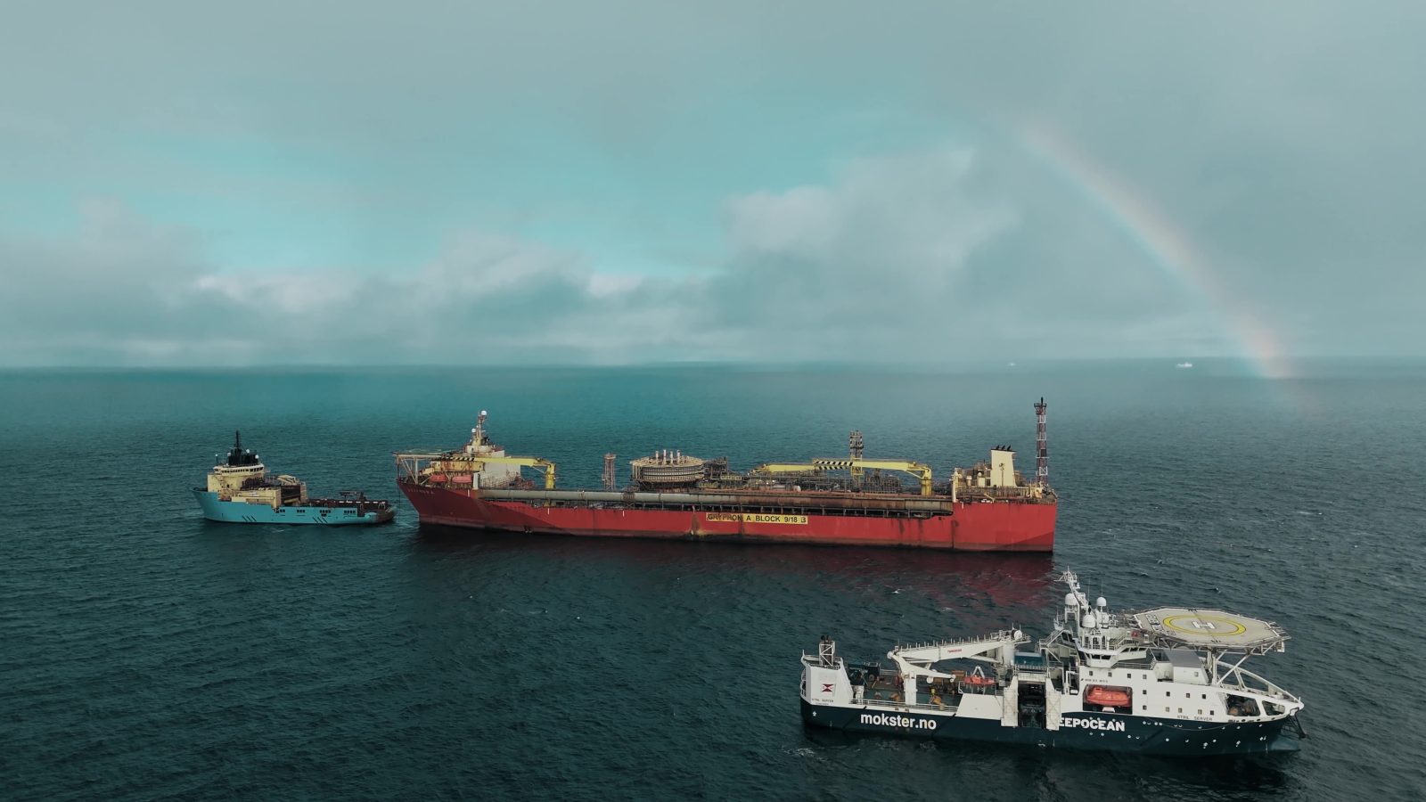 Engineering beneath the waves