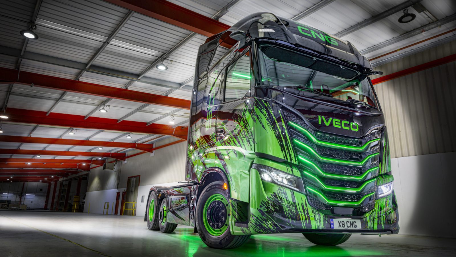 IVECO S-Way 500 CNG 6×2 to make Scottish debut at RTX Scotland 2025