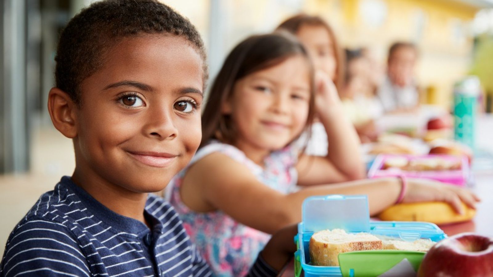 Free school meals to help tackle child poverty