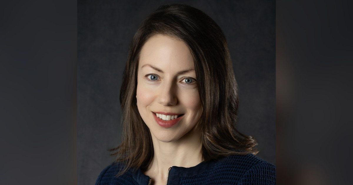 OpenGraph Image for Chamber members invited to exclusive discounted headshot session at AGCC
