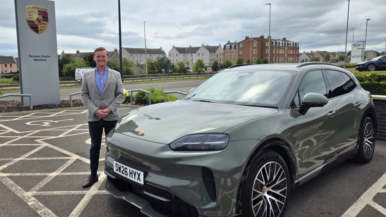 The new All-Electric Porsche Cayenne has arrived – book your test drive now