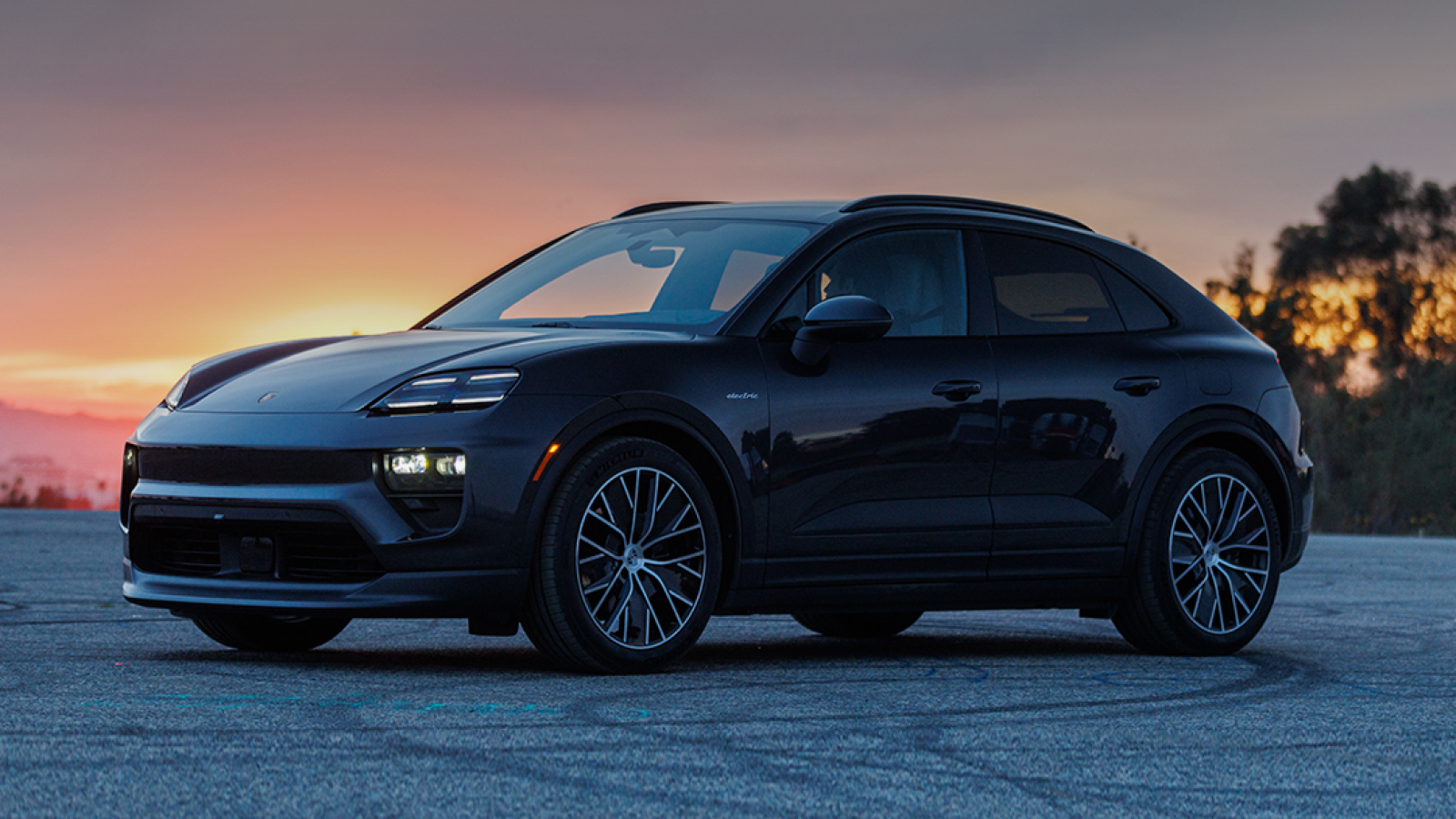 Business Contract Hire offer with £5,000 support